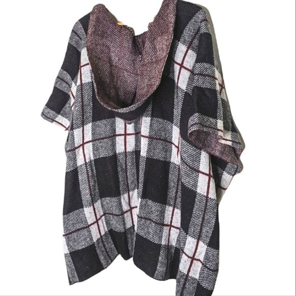 Mossimo Supply Co Black And Red Plaid Acrylic Hooded Open Poncho size S/M - Picture 2 of 8